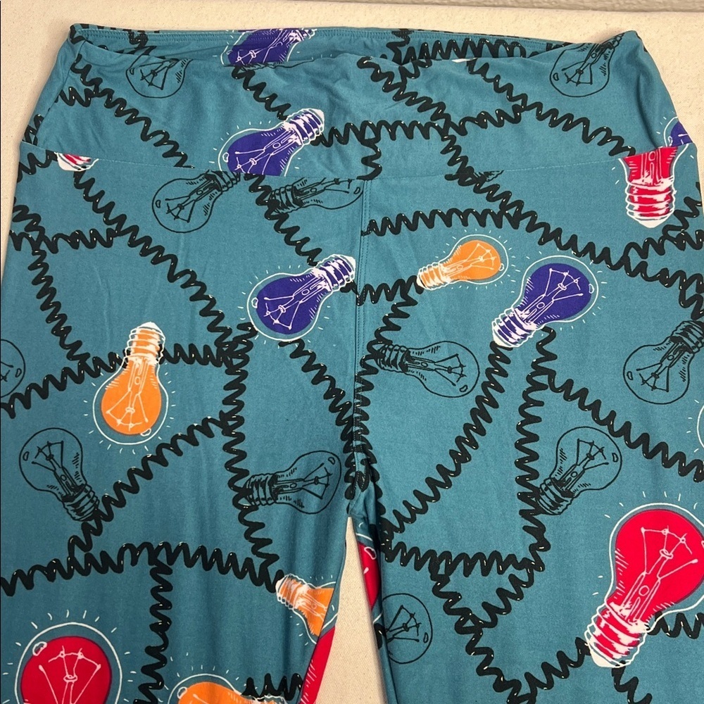 LuLaRoe Tall & Curvy Light Bulb Print Leggings – Teal & Multicolor TC - Picture 3 of 4